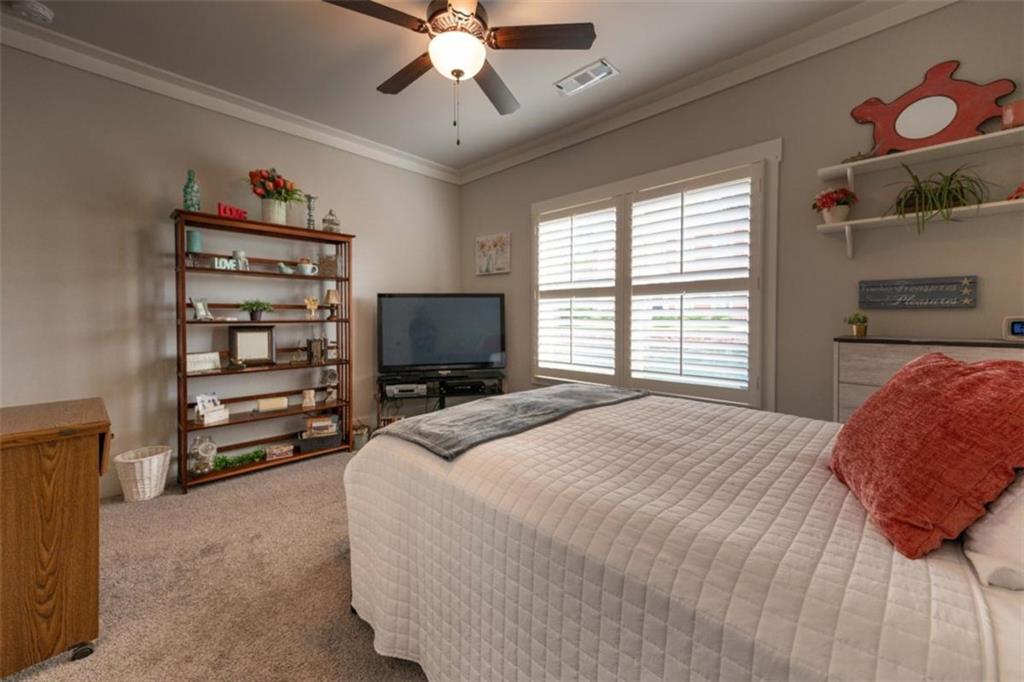 810 Legends Drive Property Photo 35