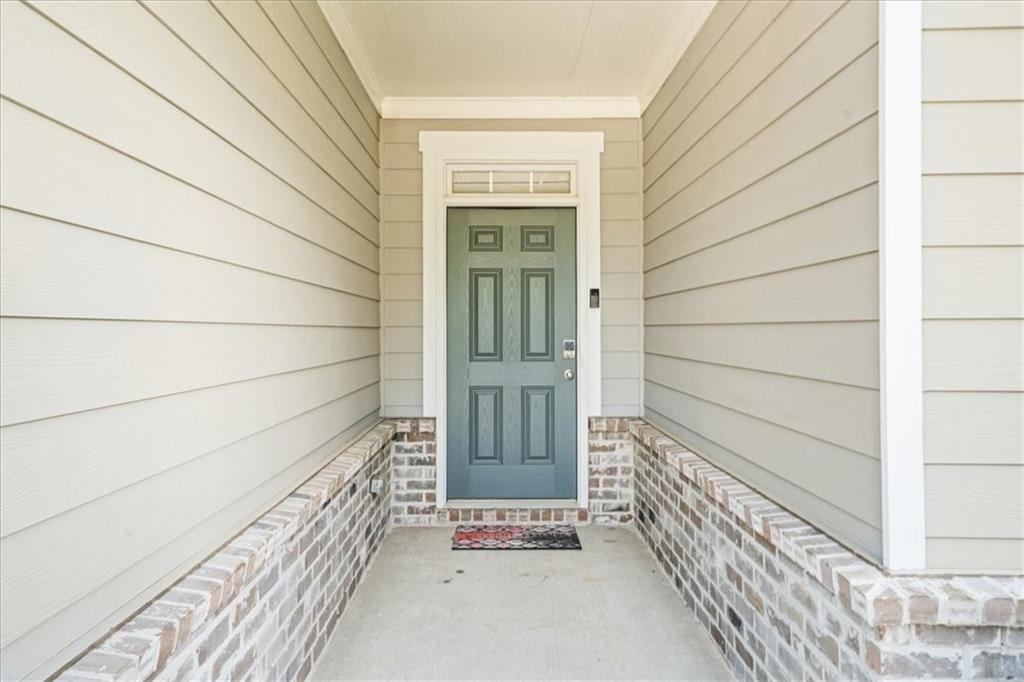 4956 Cooper Farm Drive Property Photo 2