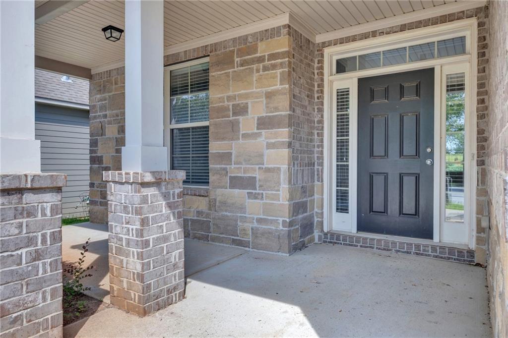 910 Southfork Drive Property Photo 3