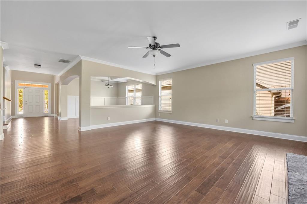 910 Southfork Drive Property Photo 13