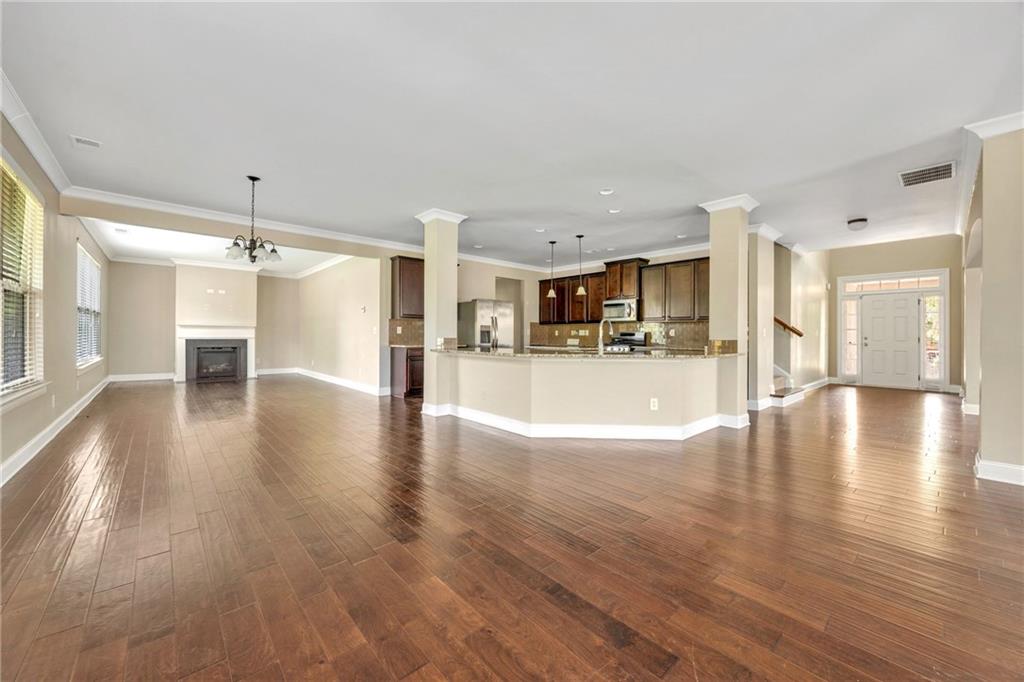 910 Southfork Drive Property Photo 15