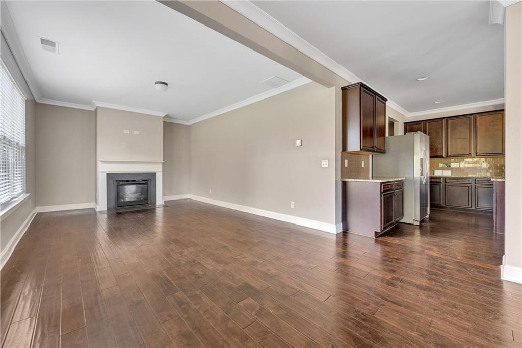 910 Southfork Drive Property Photo 17