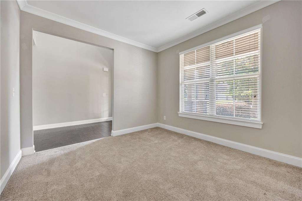 910 Southfork Drive Property Photo 29