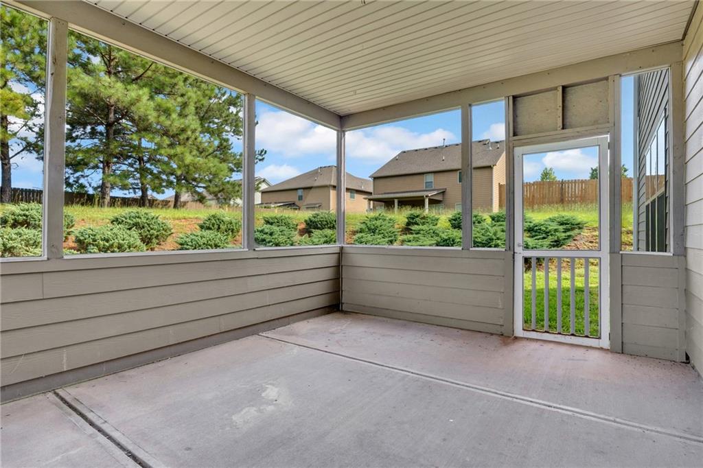 910 Southfork Drive Property Photo 33