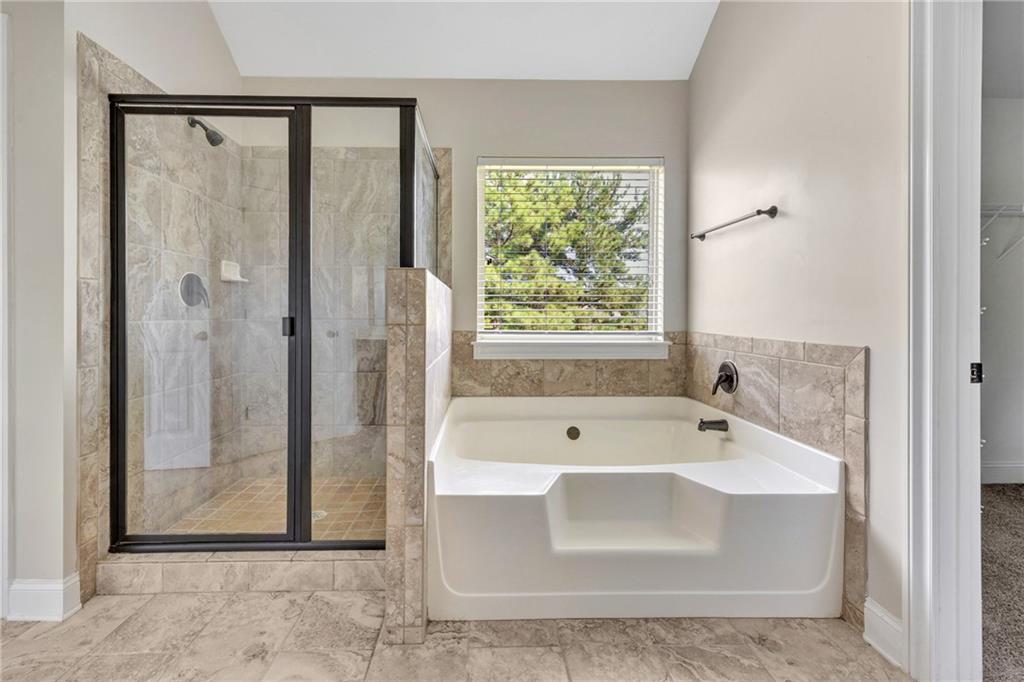 910 Southfork Drive Property Photo 45