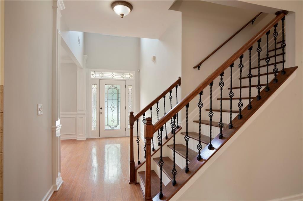 3820 Devenwood Way Property Photo 2