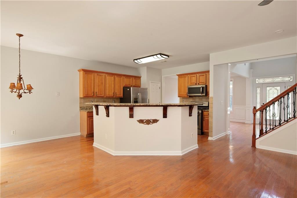 3820 Devenwood Way Property Photo 16