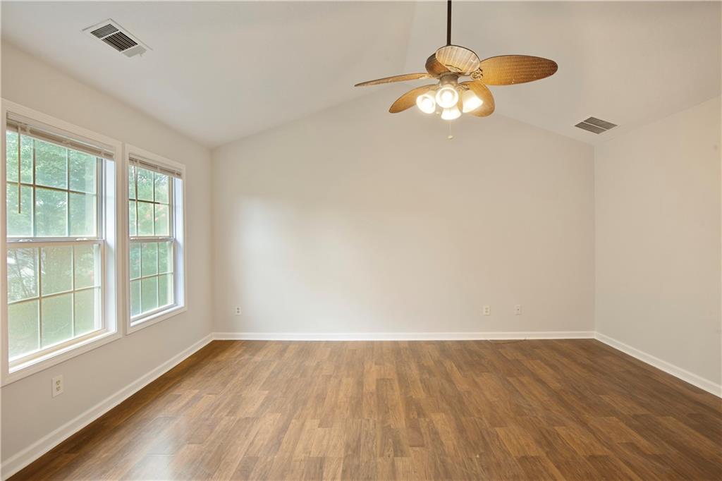 3820 Devenwood Way Property Photo 24