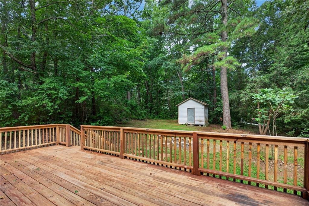 4363 Post Road Property Photo 6