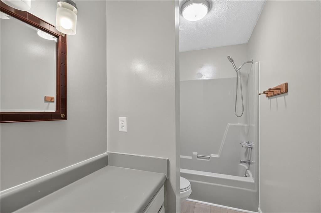 4363 Post Road Property Photo 26