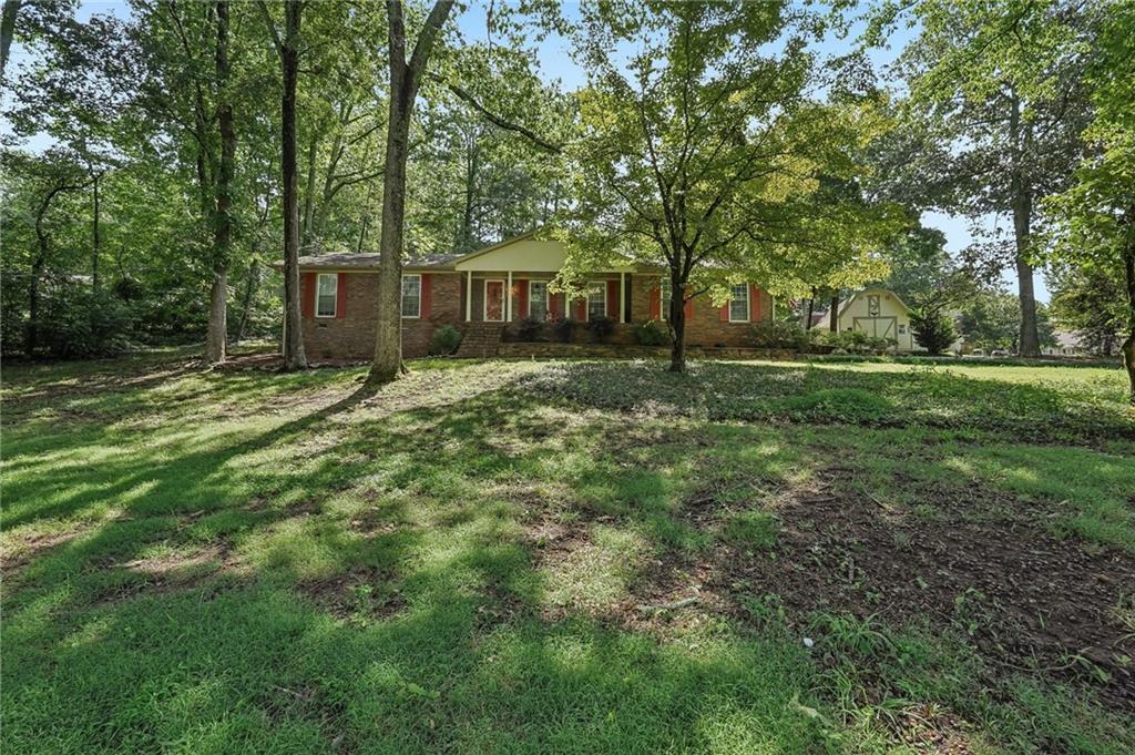 1025 Greenwood Acres Drive Property Photo 1