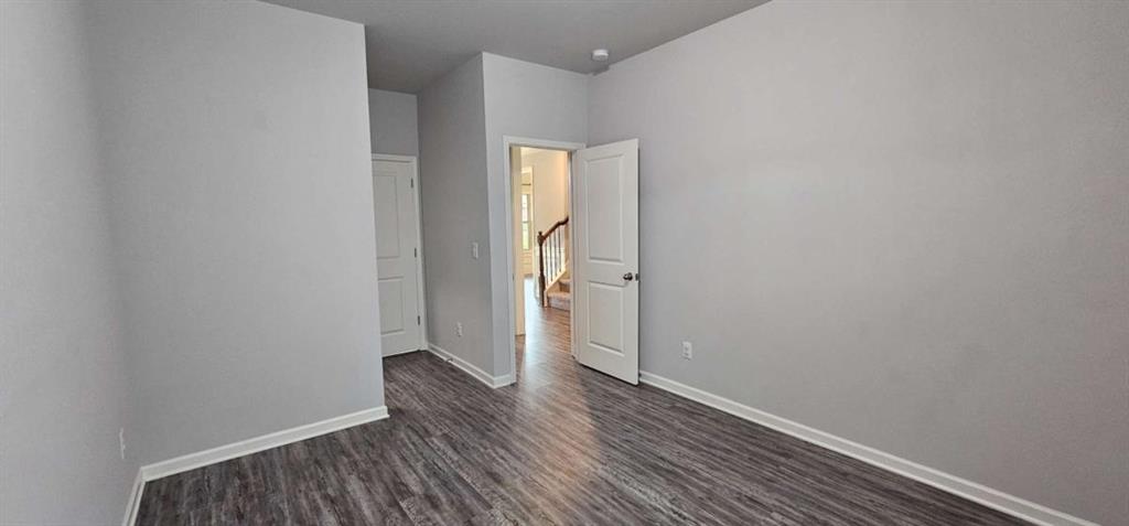 352 Newshaw Drive Property Photo 7