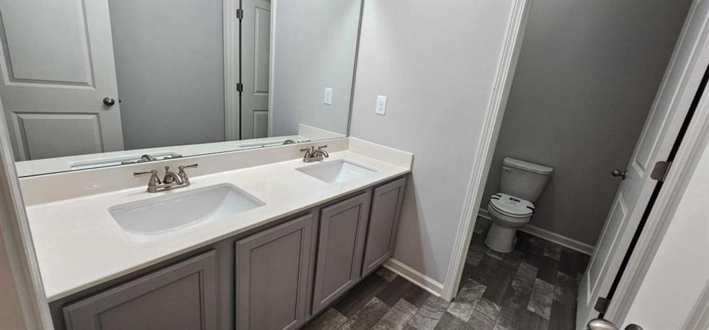 352 Newshaw Drive Property Photo 38