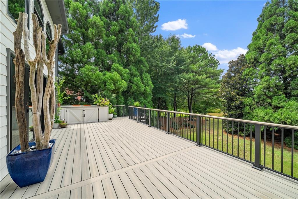 710 Lake Medlock Drive Property Photo 23