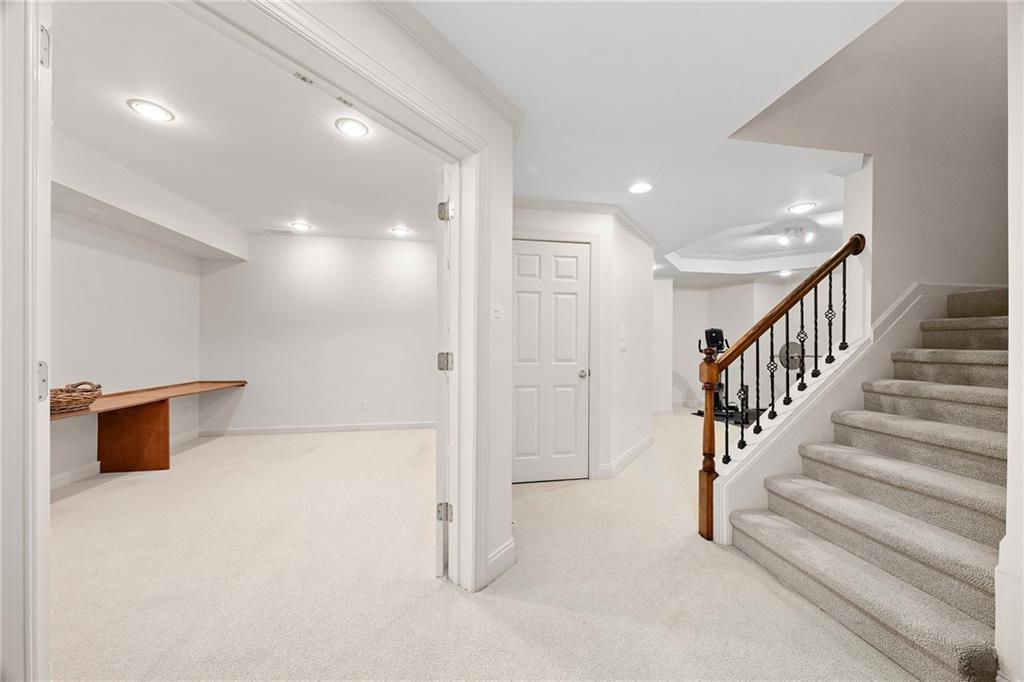 710 Lake Medlock Drive Property Photo 42