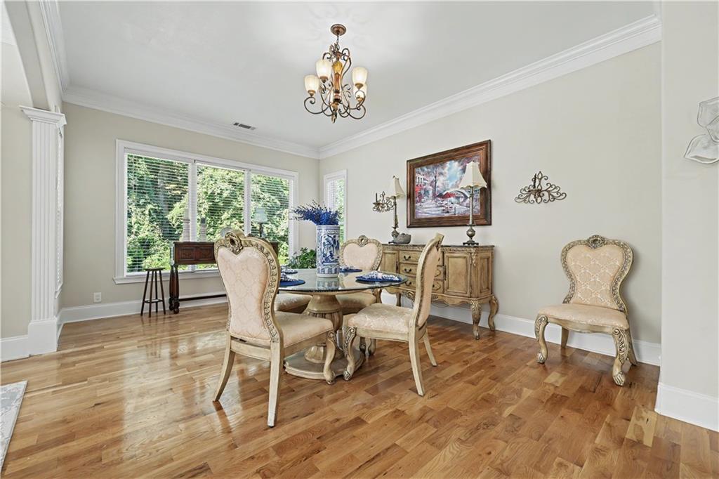 53 Saint Ives Circle Property Photo 7