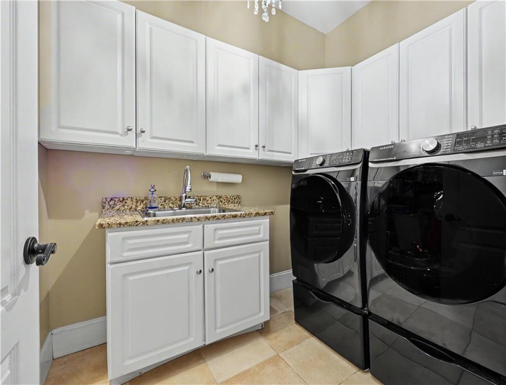 53 Saint Ives Circle Property Photo 18