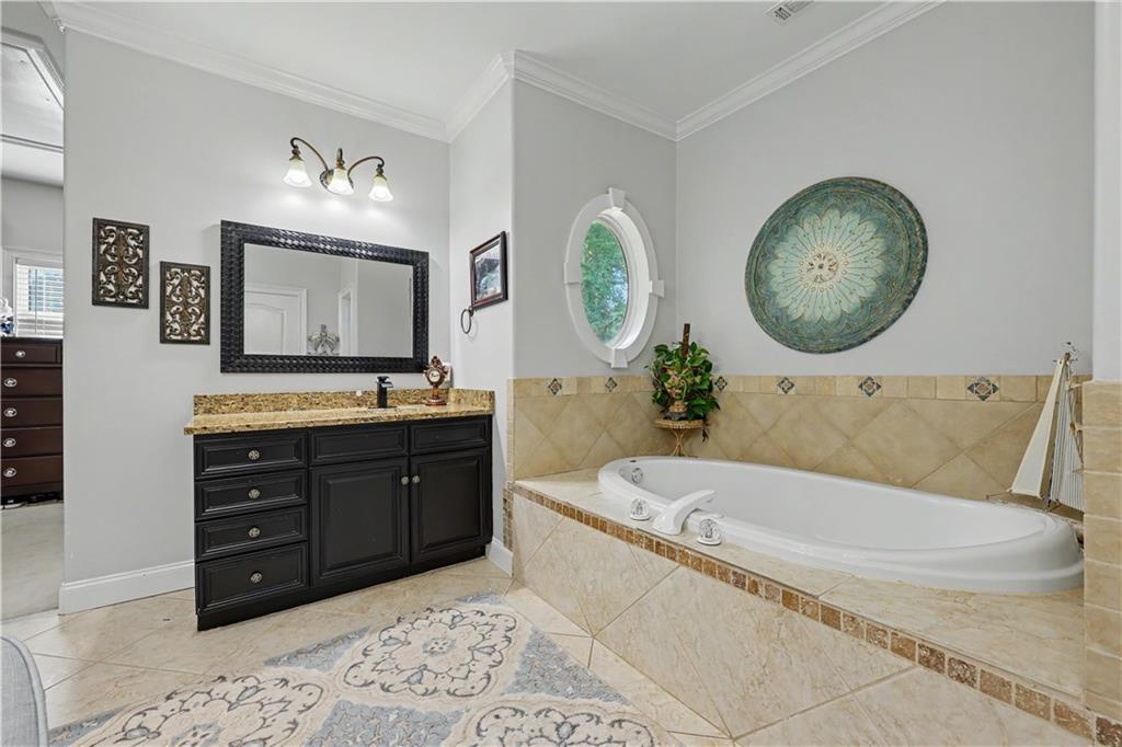 53 Saint Ives Circle Property Photo 25