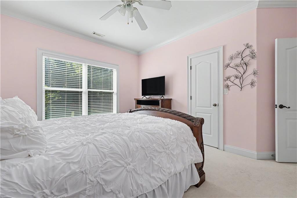 53 Saint Ives Circle Property Photo 31