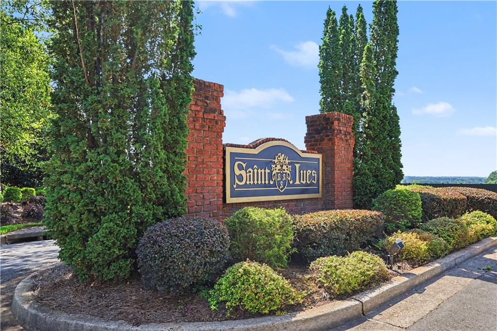 53 Saint Ives Circle Property Photo 46