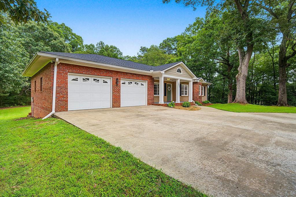 7444 Mt Vernon Road Property Photo 3