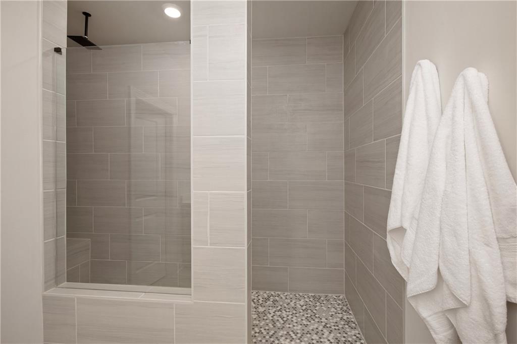 136 Everley Walk Property Photo 28