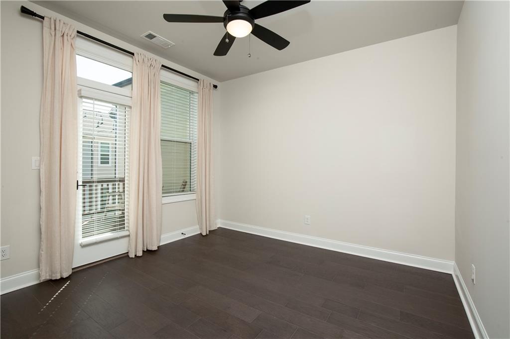 136 Everley Walk Property Photo 32