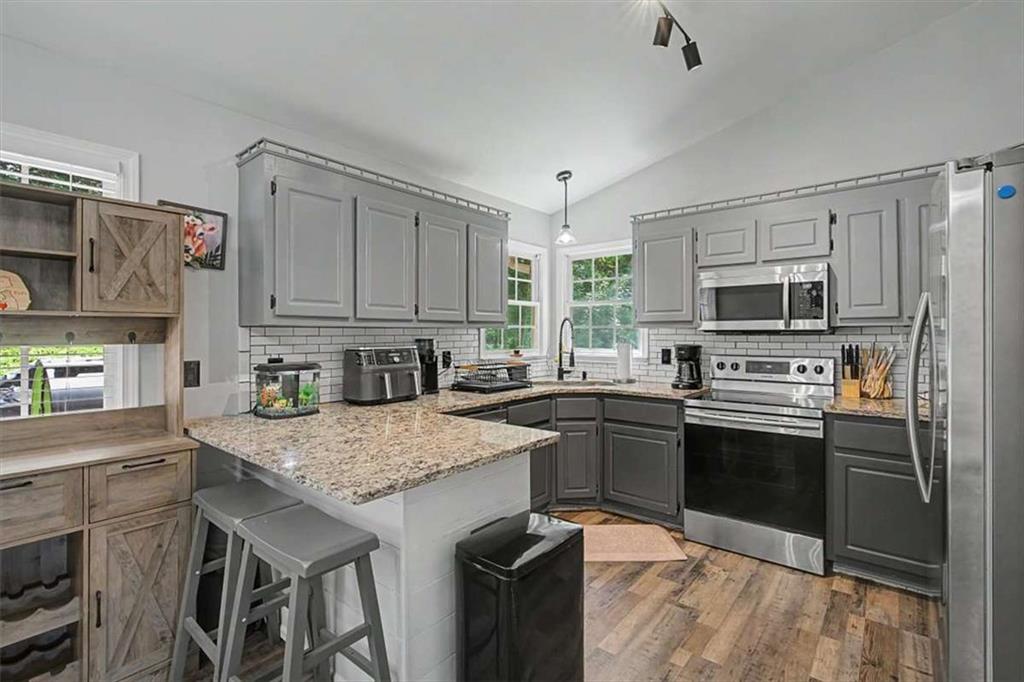 58 Willow Bend Drive Property Photo 14