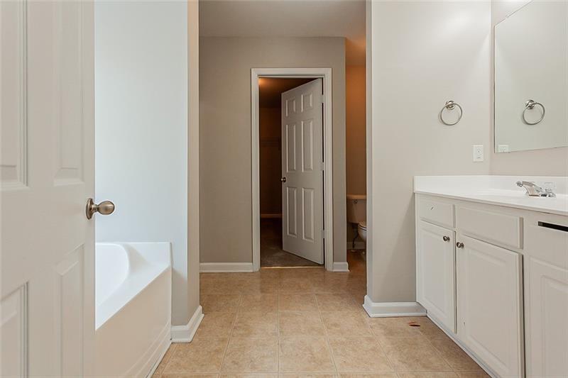 3035 Whittier Way Property Photo 6