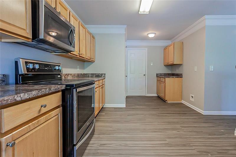 3035 Whittier Way Property Photo 8