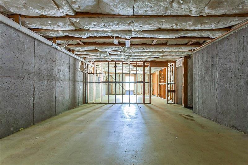 3035 Whittier Way Property Photo 28