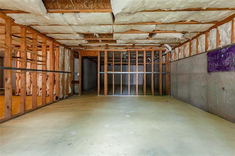 3035 Whittier Way Property Photo 29
