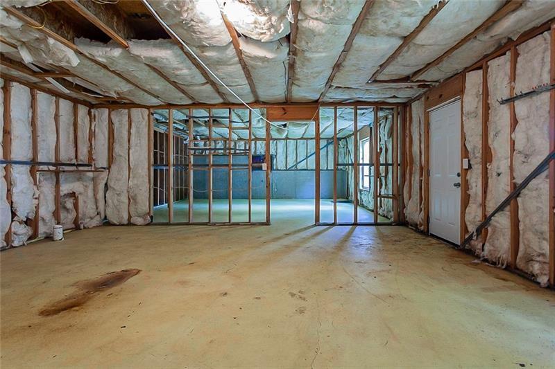 3035 Whittier Way Property Photo 31