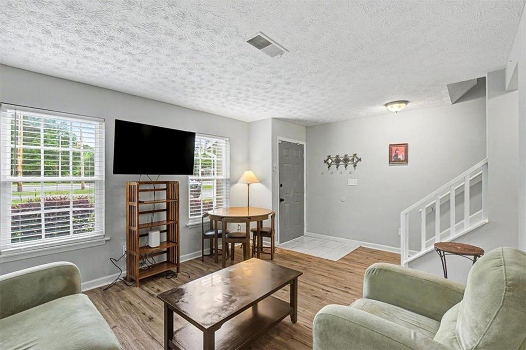 4277 Grogan Street Nw Property Photo 7