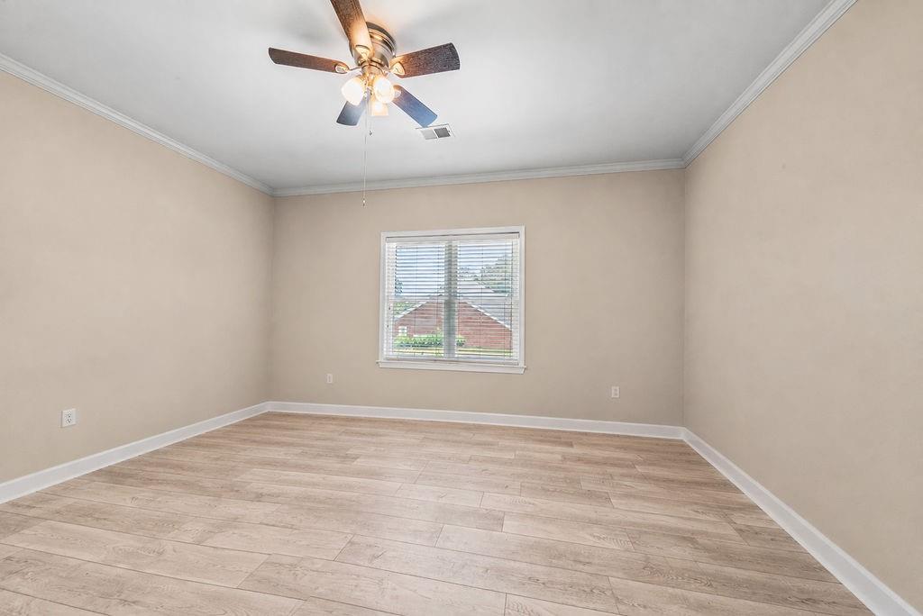 612 Manor Way Property Photo 15