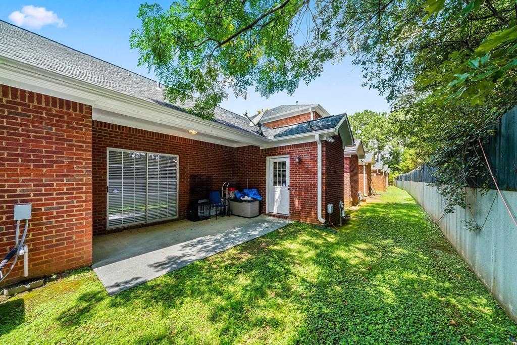 612 Manor Way Property Photo 23