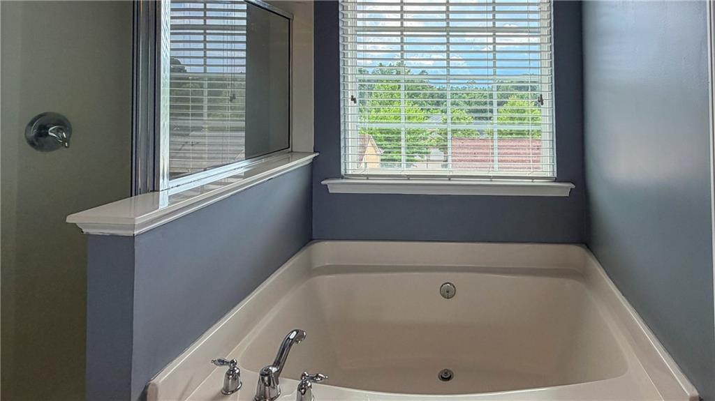 2416 Black Forest Drive Property Photo 16