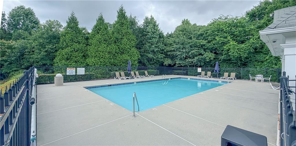 2416 Black Forest Drive Property Photo 32