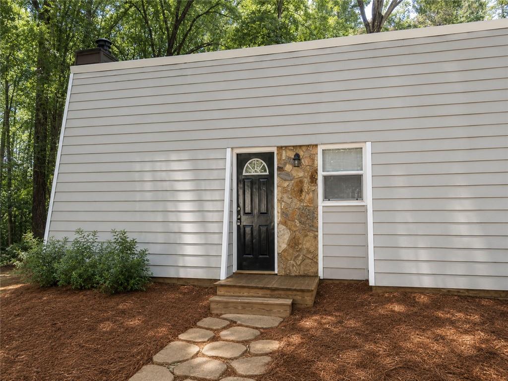 232 Rustwood Drive Property Photo 6