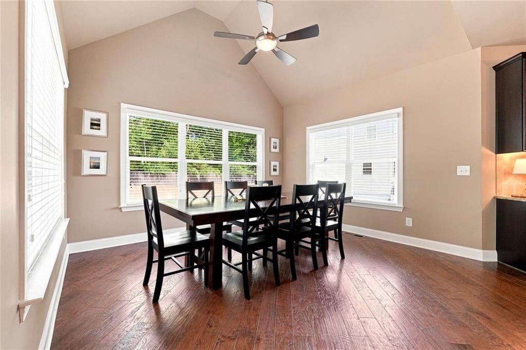 180 Lakestone Parkway Property Photo 25