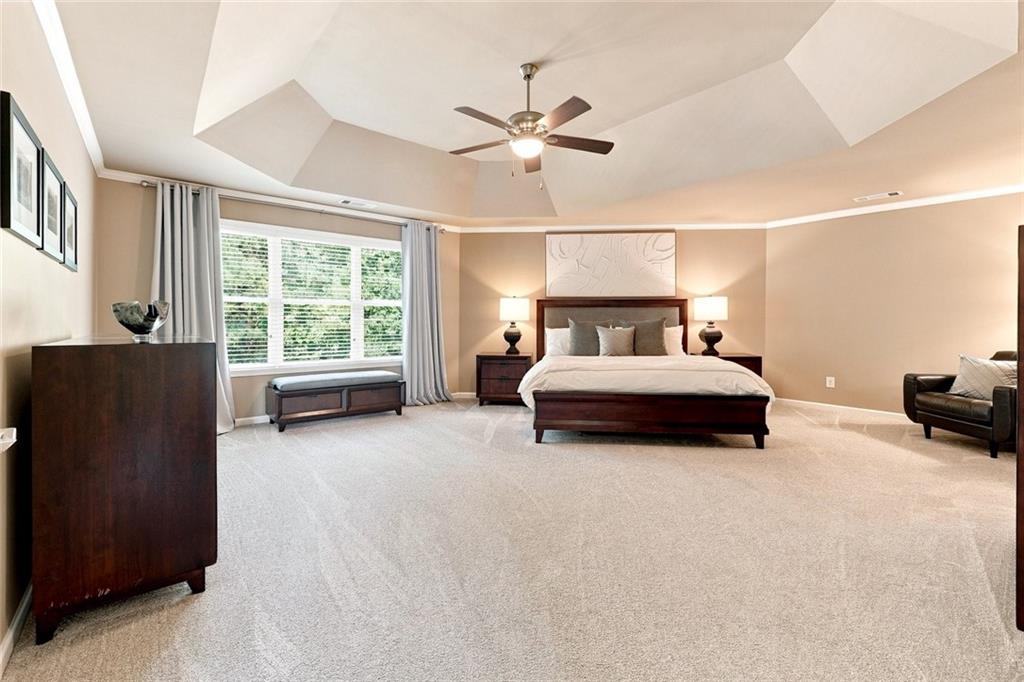 180 Lakestone Parkway Property Photo 32
