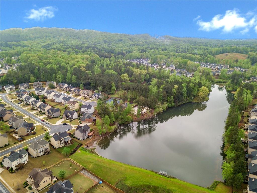 180 Lakestone Parkway Property Photo 82