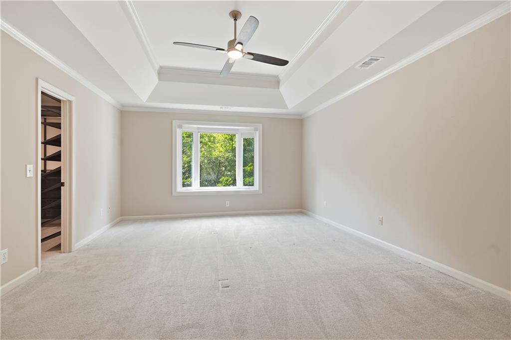 110 Bitternut Circle Property Photo 4