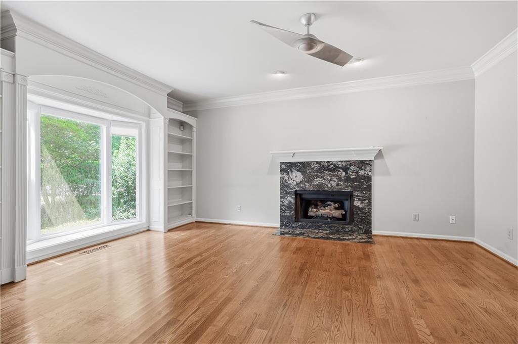 110 Bitternut Circle Property Photo 8
