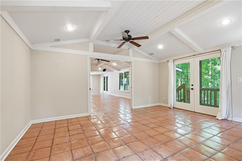 110 Bitternut Circle Property Photo 22