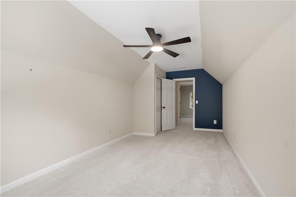 110 Bitternut Circle Property Photo 29