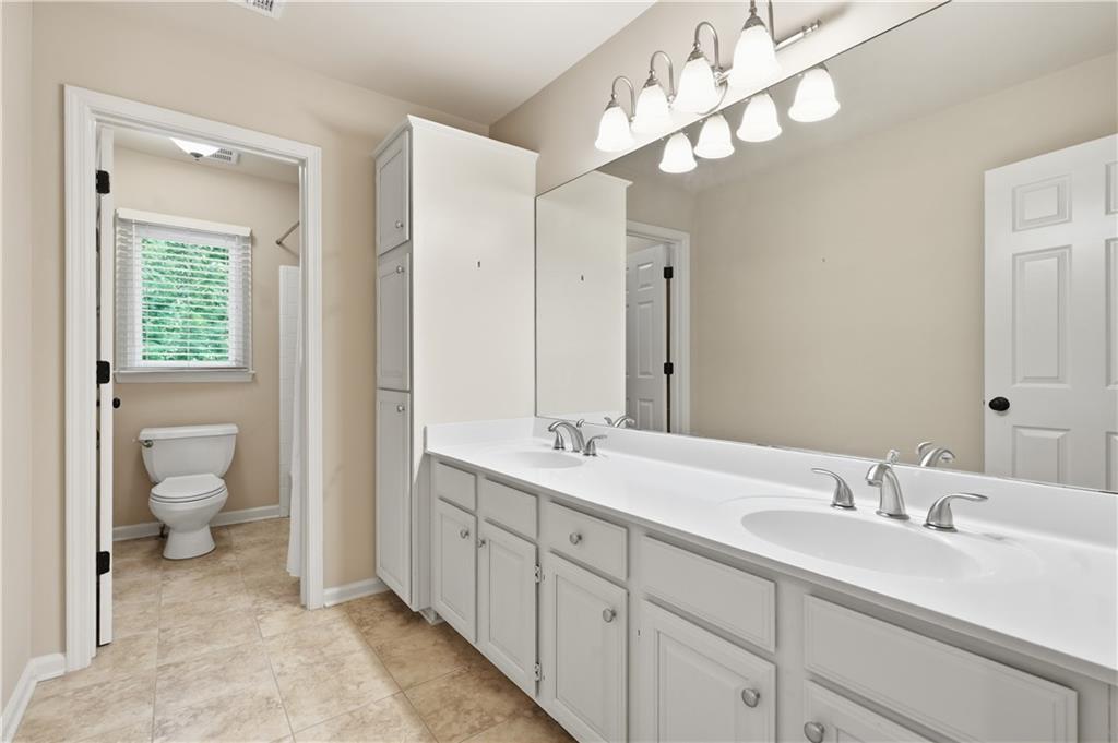 110 Bitternut Circle Property Photo 36
