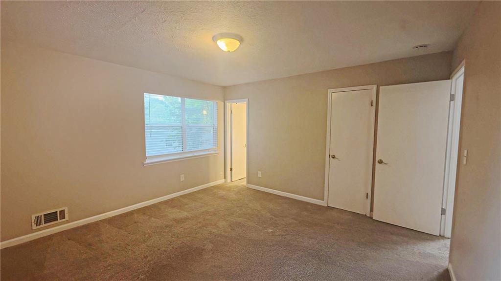 141 Hemlock Circle Property Photo 12