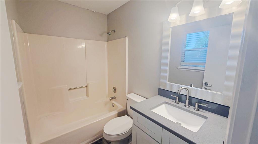 141 Hemlock Circle Property Photo 13