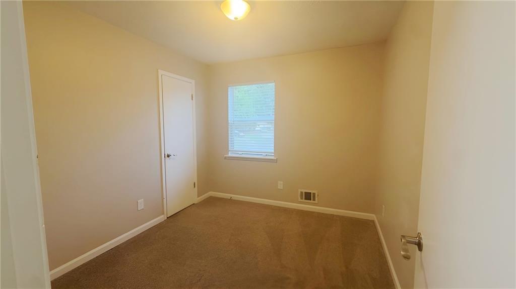 141 Hemlock Circle Property Photo 16